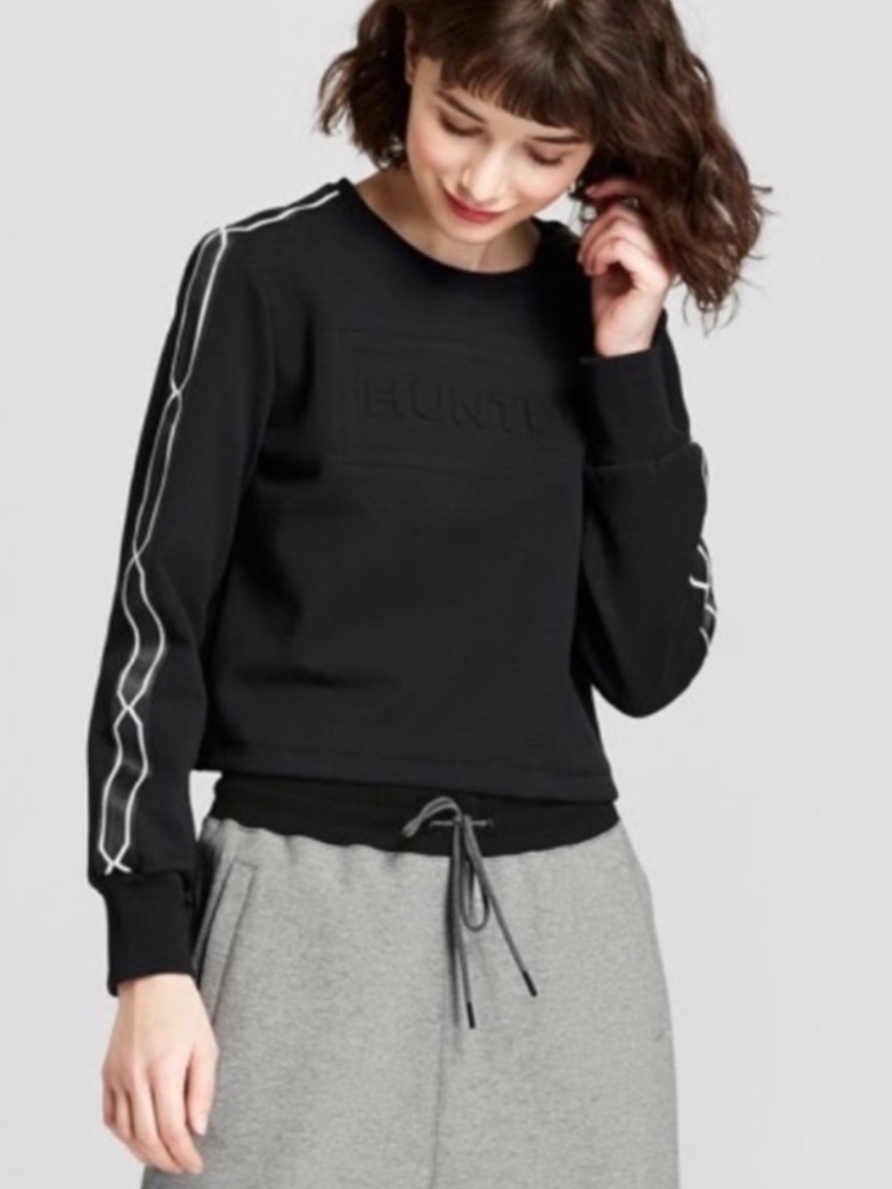 Hunter x Target Women’s Sweatshirt Cropped Crew Neck Black 3D Logo Small